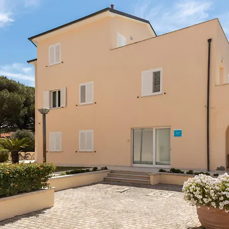 Borgo Al Mare Otel