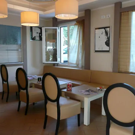 Bolgheri Marina 4* מרינה די ביבונה