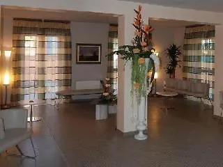 Hotel Bolgheri Marina 4*