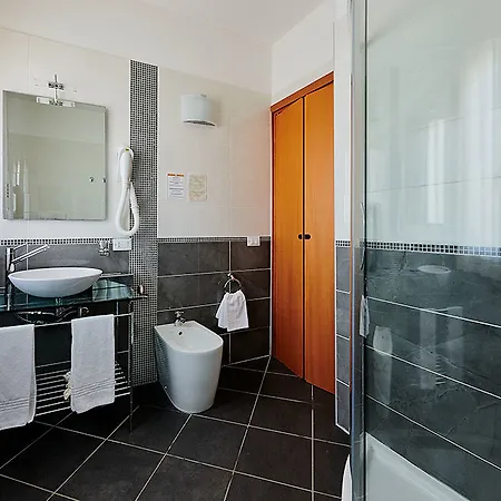 Bolgheri Marina Hotel